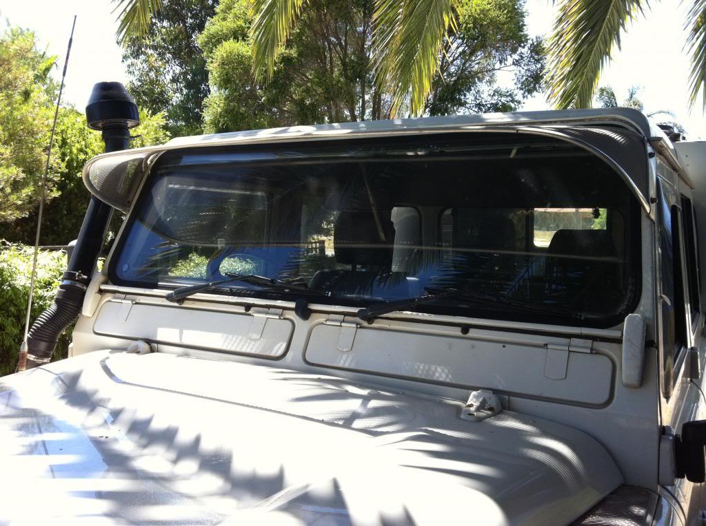 Land rover defender exterior sun visor deals