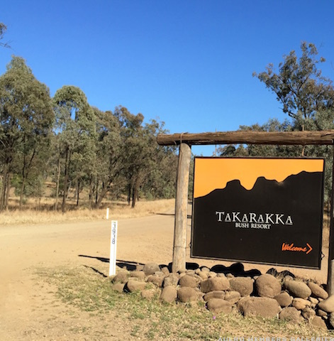 IMG_2169_Takarakka_Sign