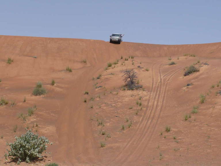 Discovery 3 about to go over the edge.