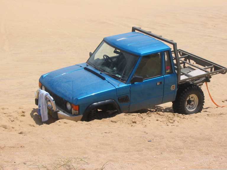 NYE Rangie in a sand Hole